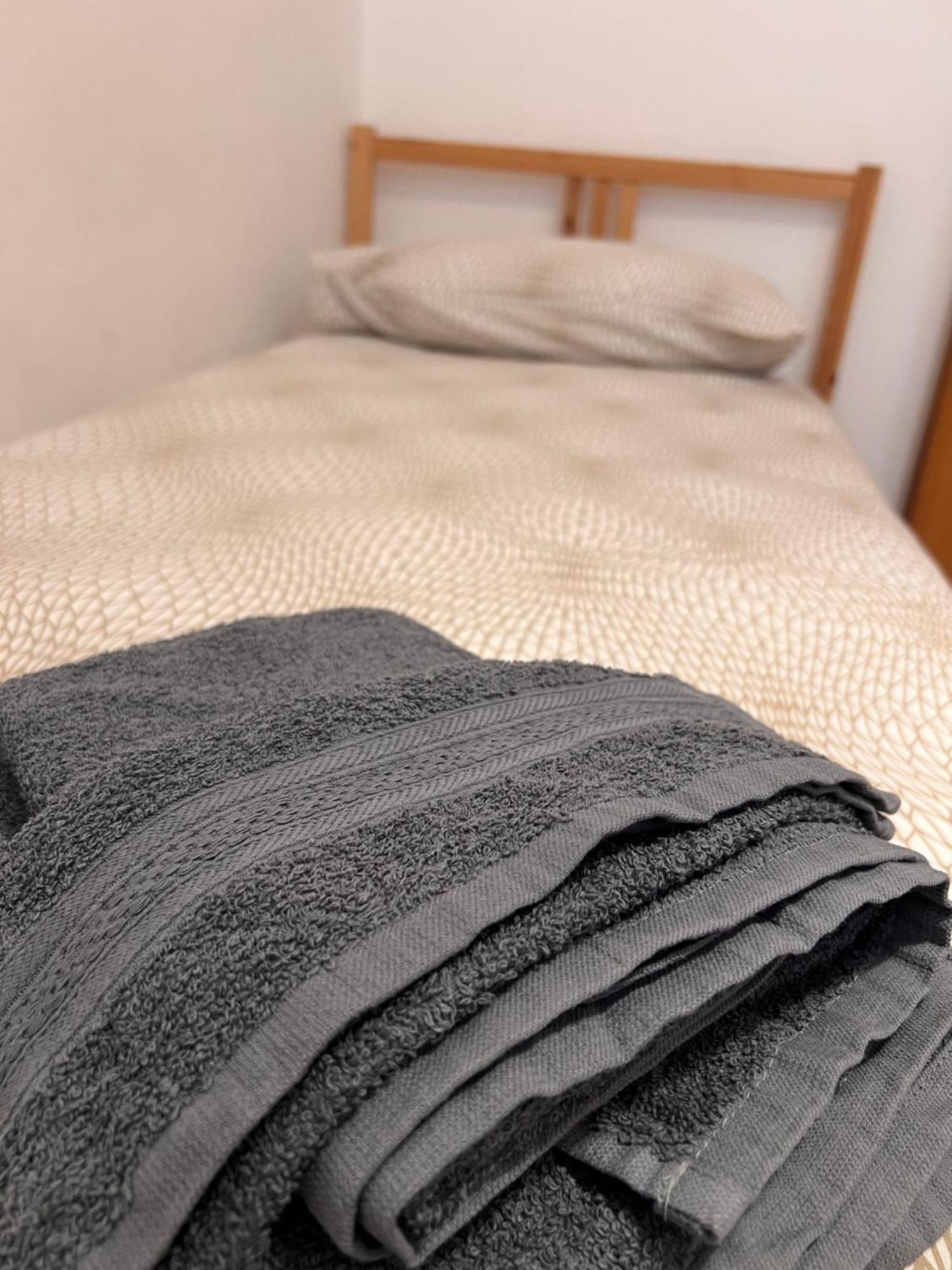 Casa Vacanze Filippa 巴莱斯特拉泰 外观 照片
